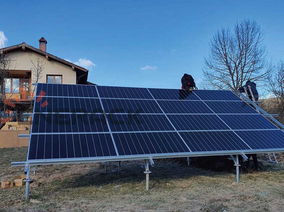 5 kW-os szabványos földi szerelési rendszer Bulgáriában