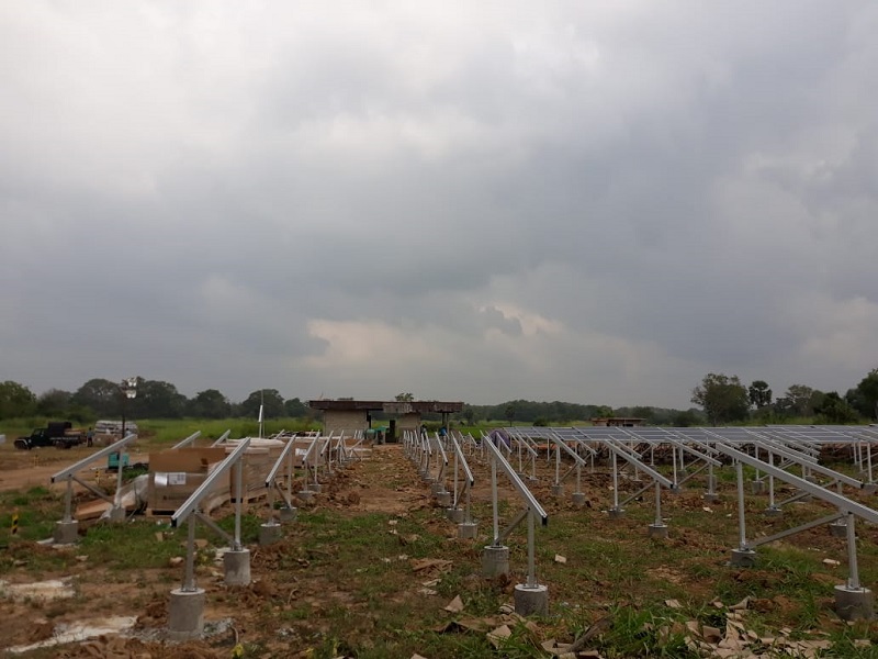 2MW-os földi szerelési rendszerek Srí Lankában